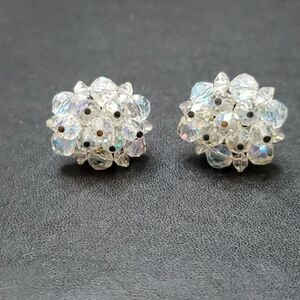 Vintage aurora borealis clip on earrings